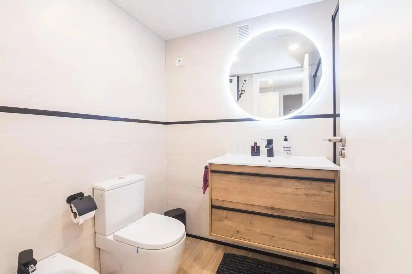 Baño de Piso en venta en Alicante / Alacant con Terraza, Trastero y Piscina