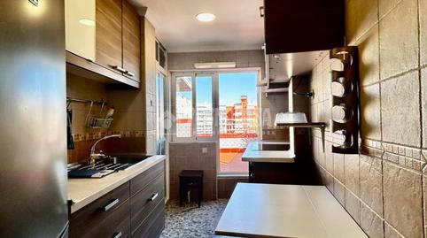 Foto 2 de Pis en venda a Calle Martínez de la Rosa, Los Castillejos - La Trinidad, Málaga