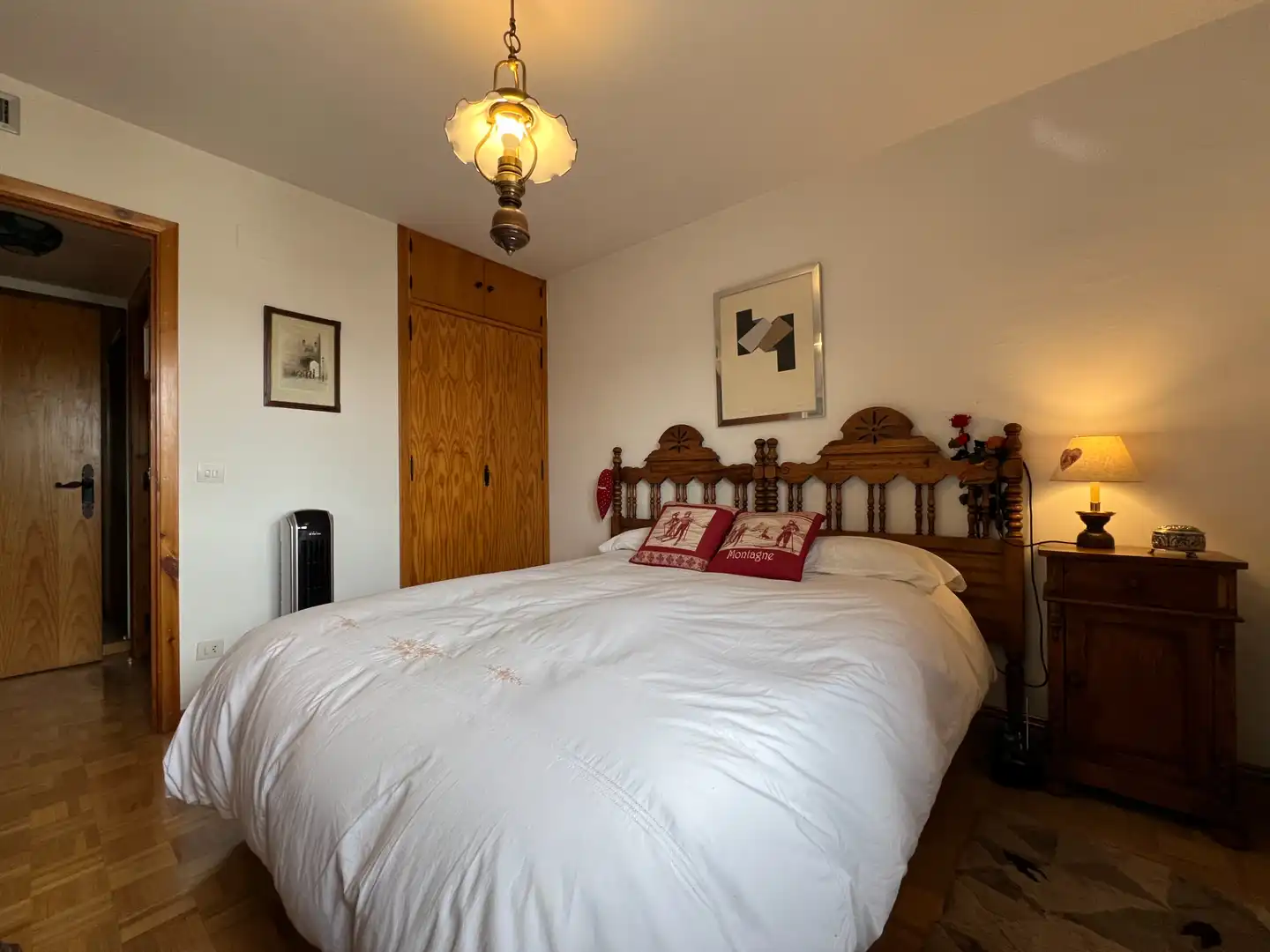 Bedroom of Attic for sale in Jaca  with Terrace and Community pool