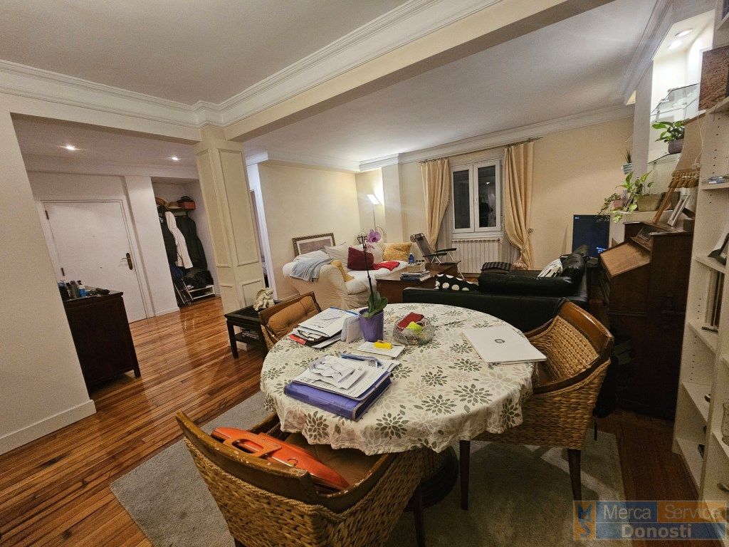 Sala d'estar de Pis en venda en Irun 