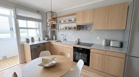 Foto 2 de Piso en venta en Torrecedeira, Berbés - Peritos, Vigo