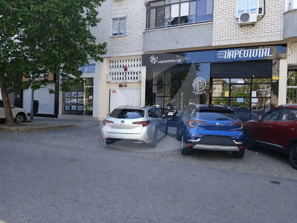 Individual de lloguer a Avenida Jose María Alcaraz y Alenda, imagen 2
