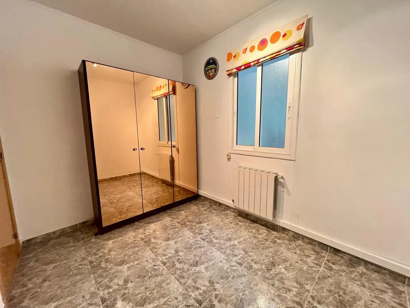 Habitación de Piso en venta en Badalona con Aire acondicionado y Calefacción