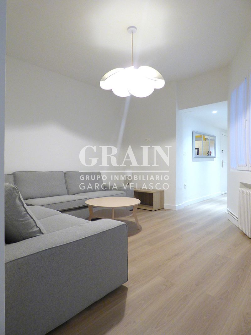 Sala d'estar de Pis en venda en  Albacete Capital amb Aire condicionat, Calefacció i Traster