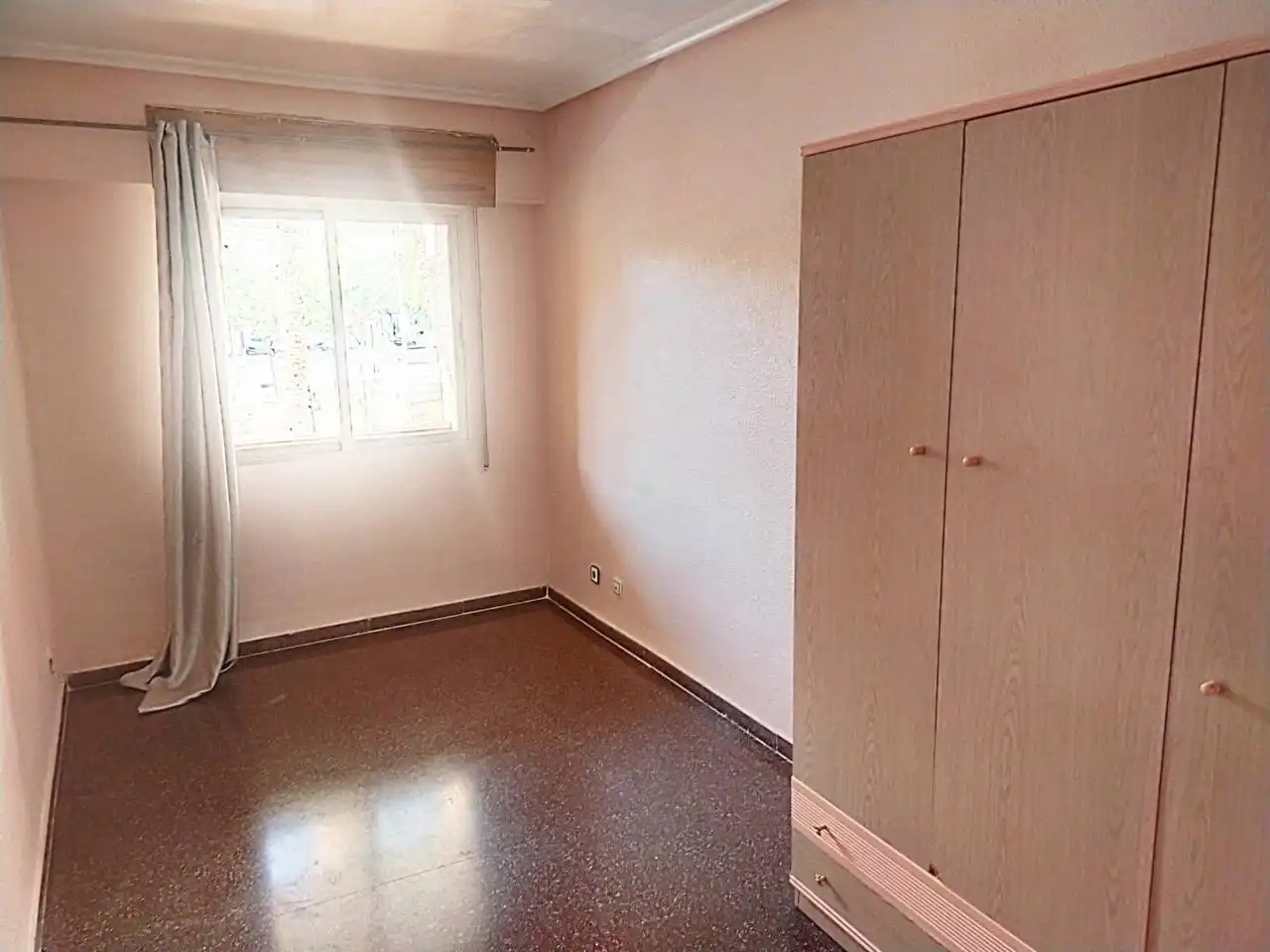 Schlafzimmer von Wohnungen zum Verkauf in Elche / Elx mit Balkon