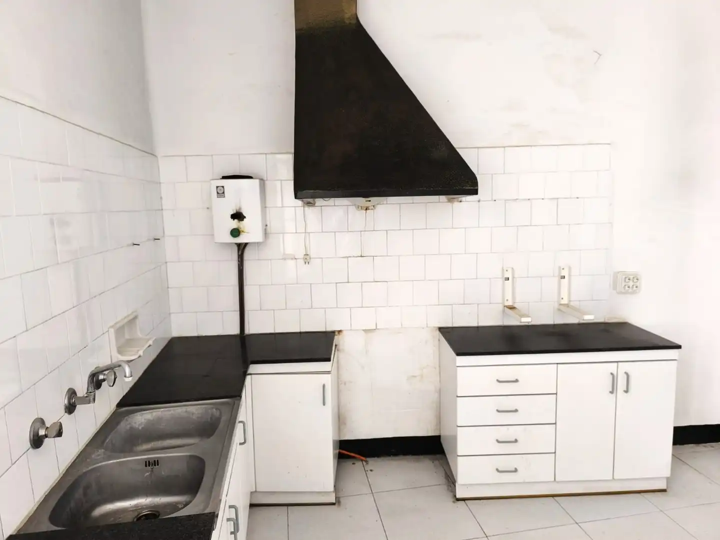 Cuina de Pis en venda en Falset amb Terrassa i Traster