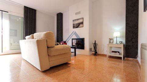 Foto 2 de Casa o xalet en venda a Carrer Joaquim Torres García, Vista Alegre, Mataró