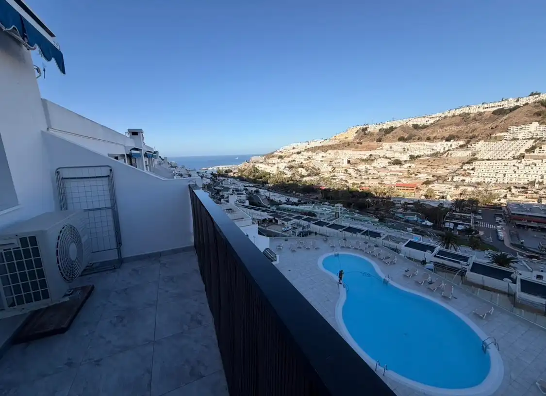 Terrasse von Wohnungen zum Verkauf in Mogán mit Klimaanlage, Terrasse und Möbliert