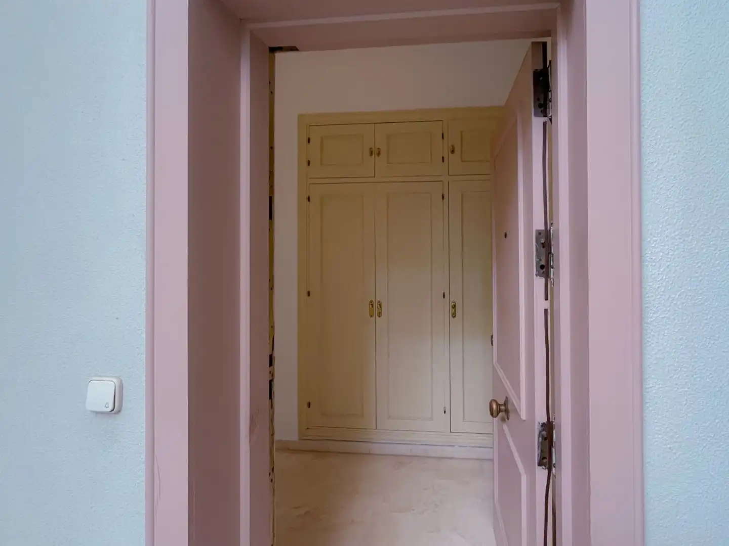 Wohnung zur Miete in Sevilla mit Klimaanlage und Heizung