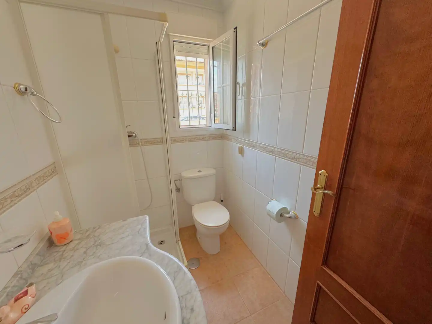 Baño de Casa o chalet en venta en San Pedro del Pinatar con Aire acondicionado, Terraza y Amueblado