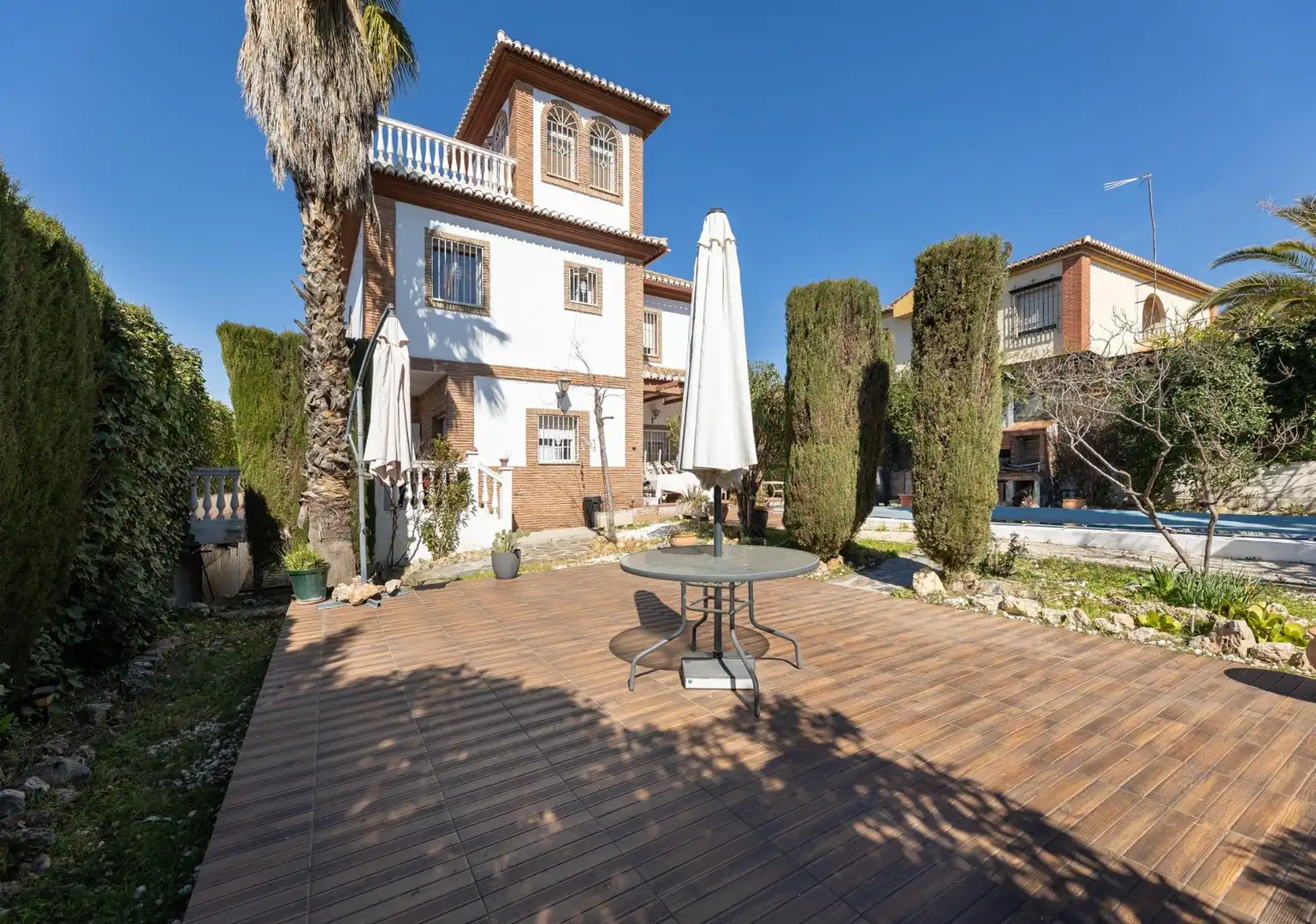 Jardín de Casa o chalet en venta en Peligros con Trastero y Piscina