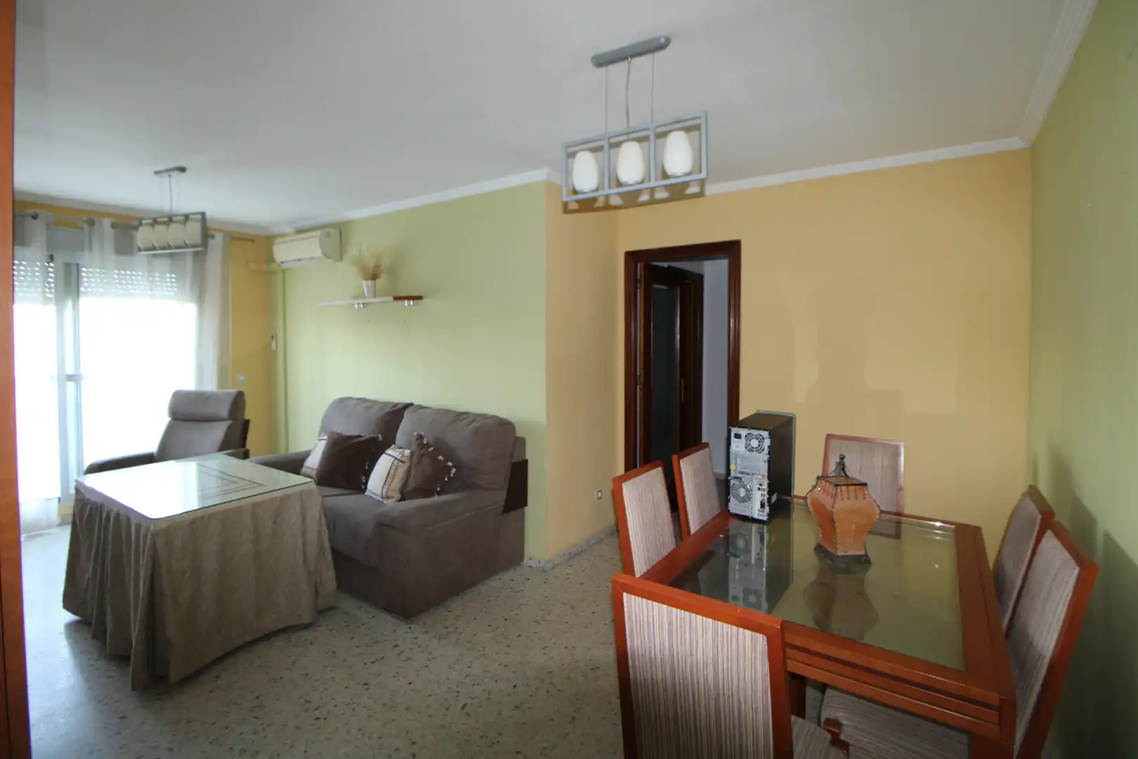 Sala de estar de Piso en venta en Huelva con Aire acondicionado, Calefacción y Horno