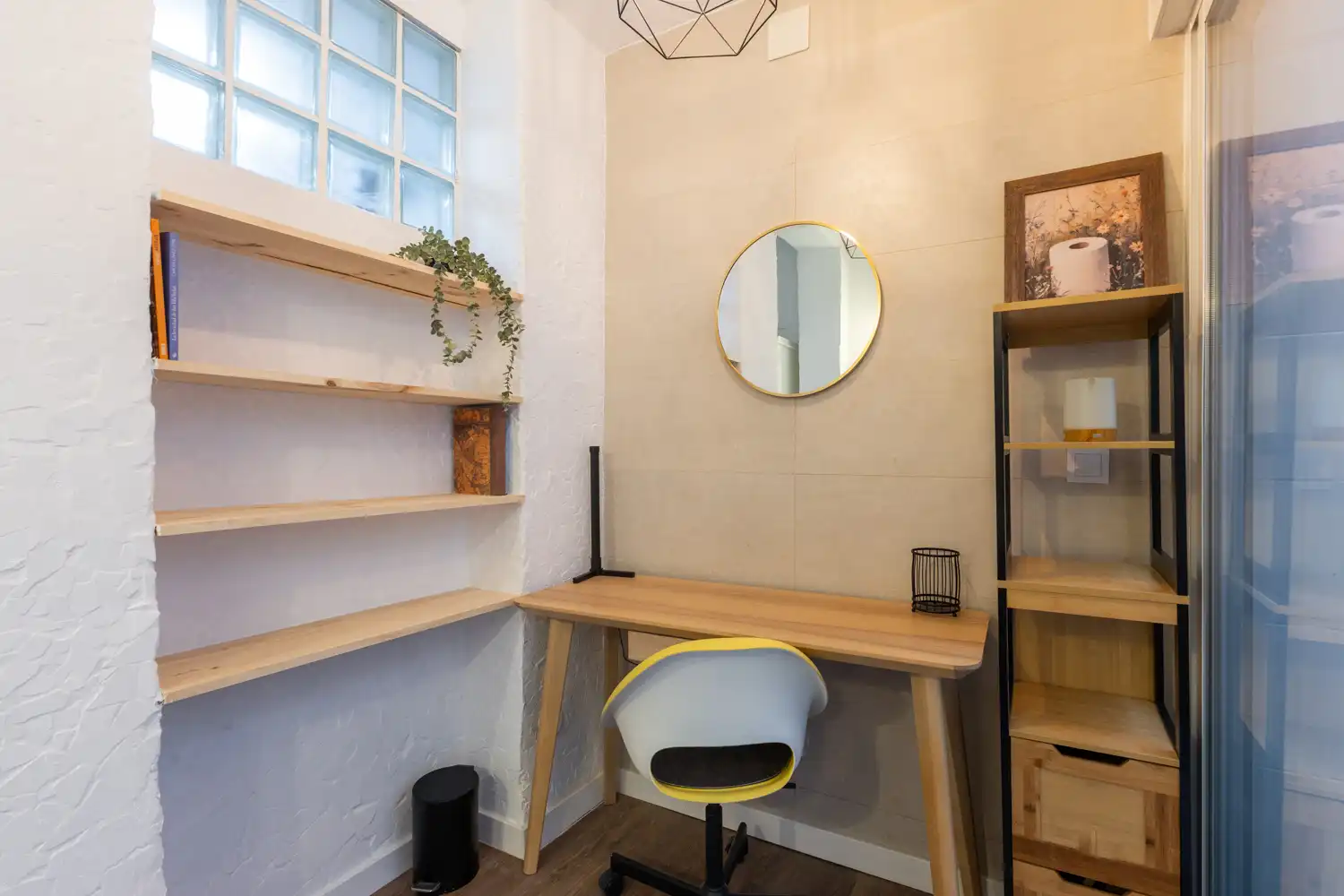 Wohnung zur Miete in Valencia mit Klimaanlage, Heizung und Parkett