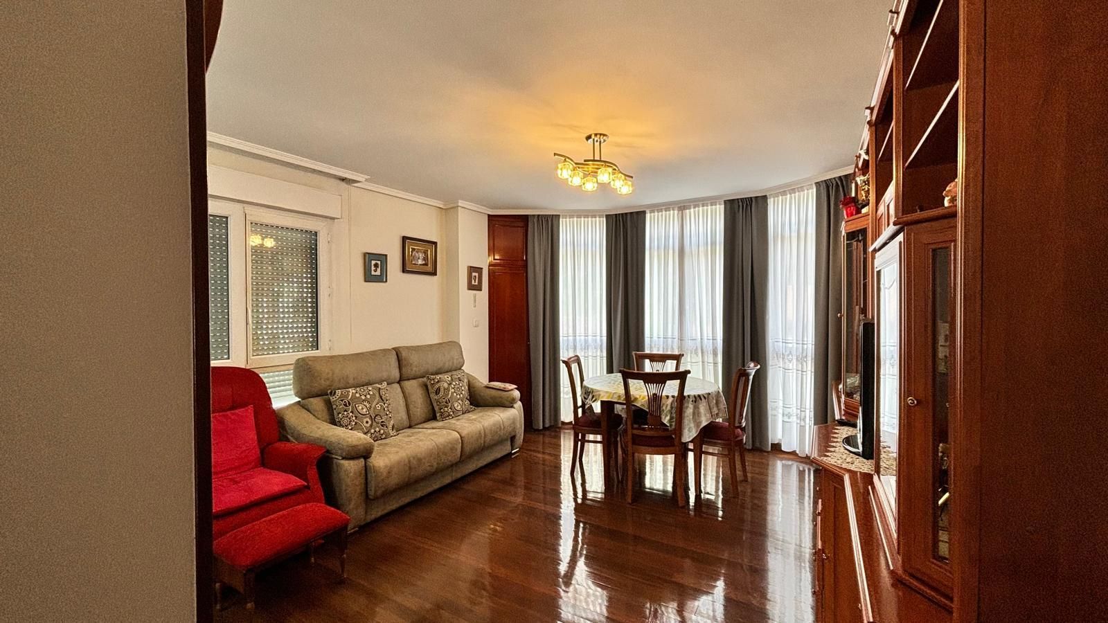 Sala de estar de Piso en venta en Laudio / Llodio con Calefacción