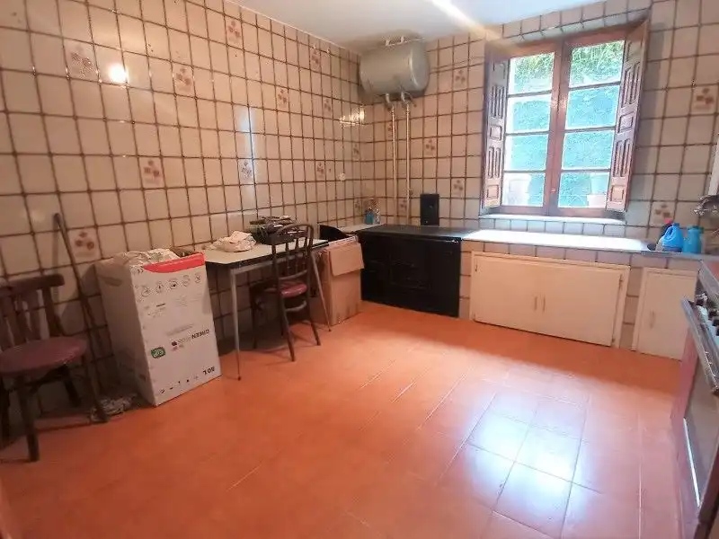 Cuina de Edifici en venda en Tineo