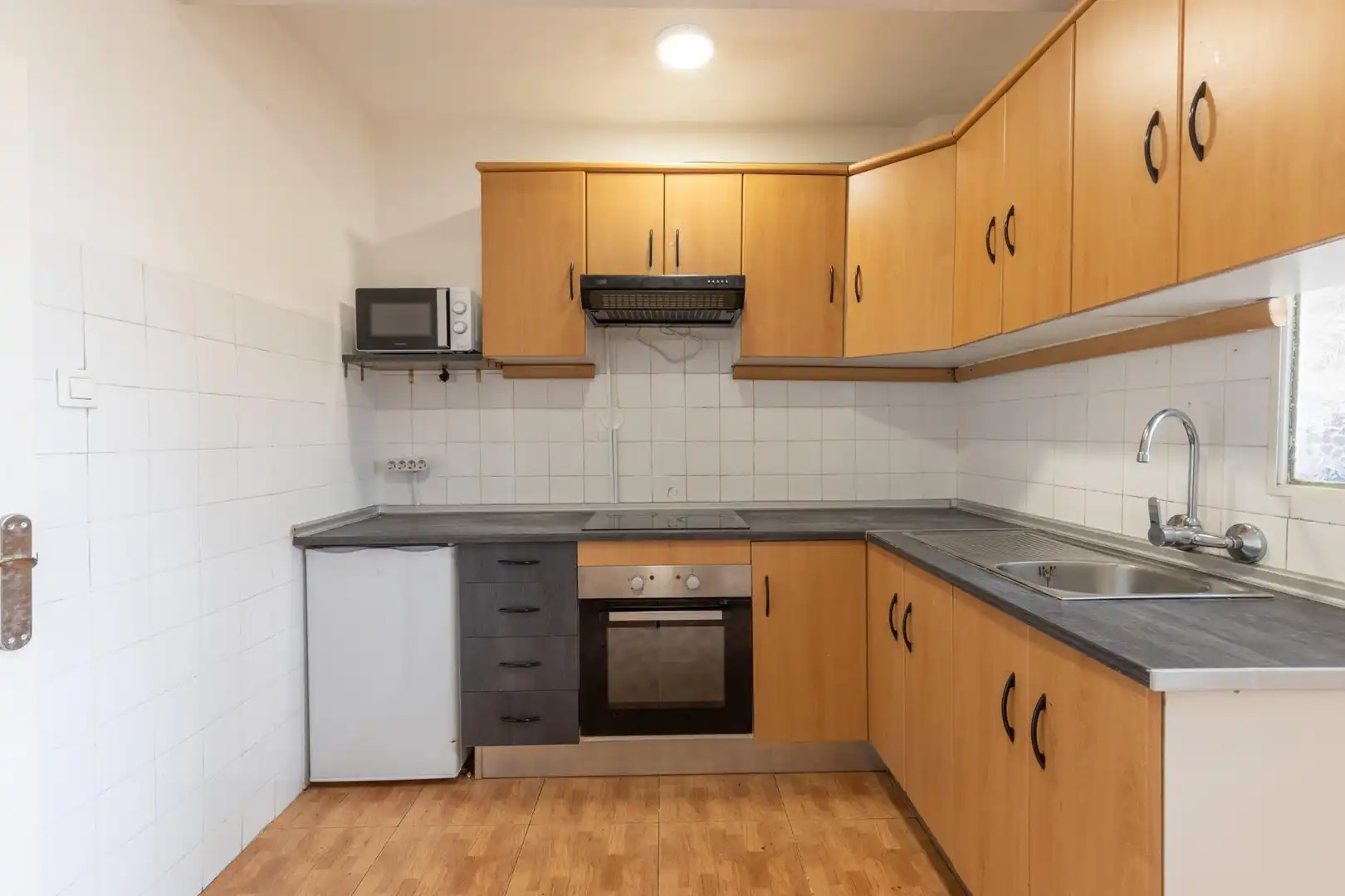 Cocina de Piso en venta en Granada con Terraza y Balcón
