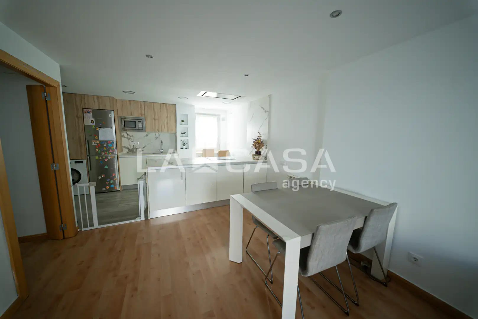 Kitchen of Attic for sale in Barcelona  with Private garden, Parquet flooring and Terrace