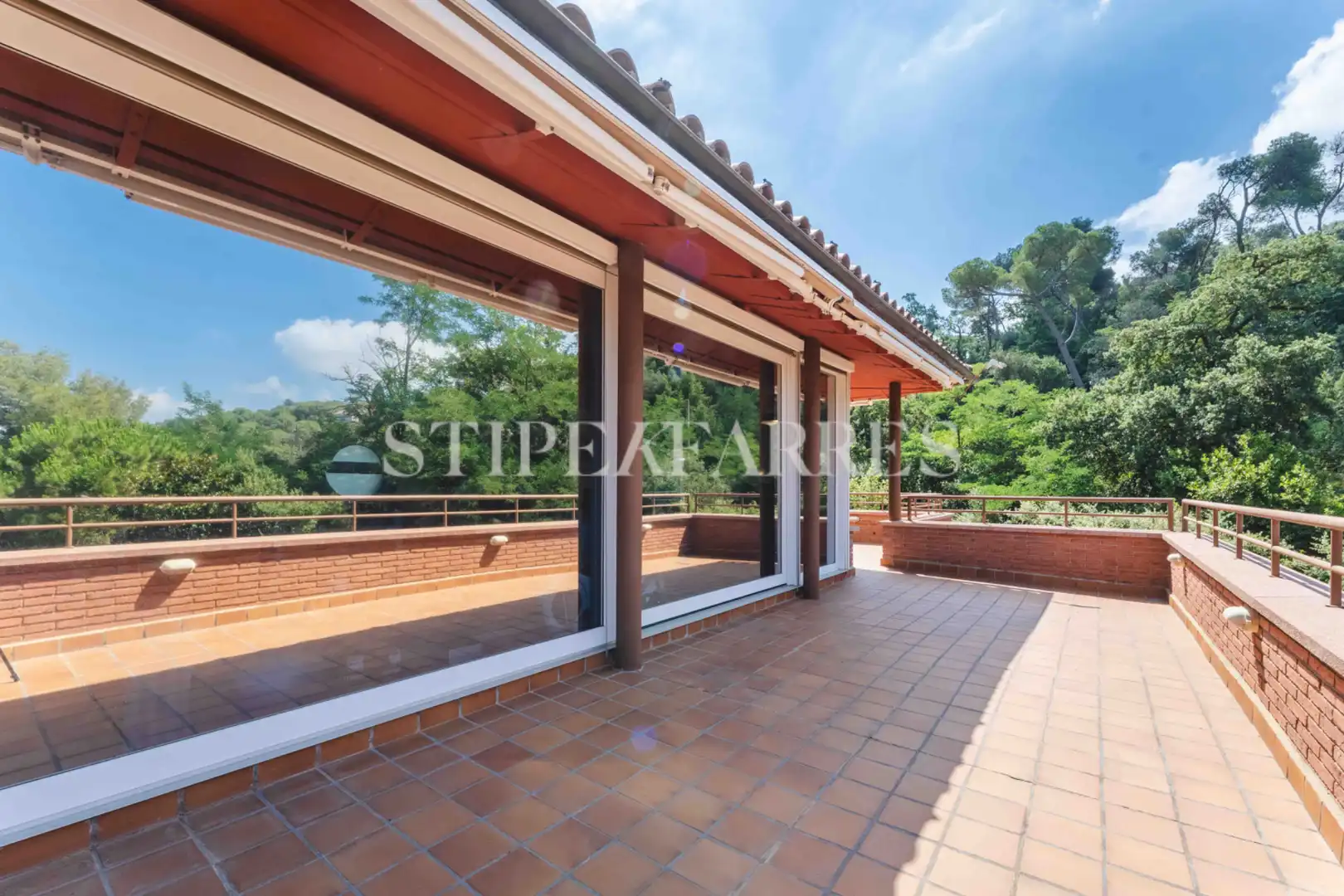 Terrasse von Haus oder Chalet zum Verkauf in Barcelona mit Klimaanlage, Heizung und Privatgarten