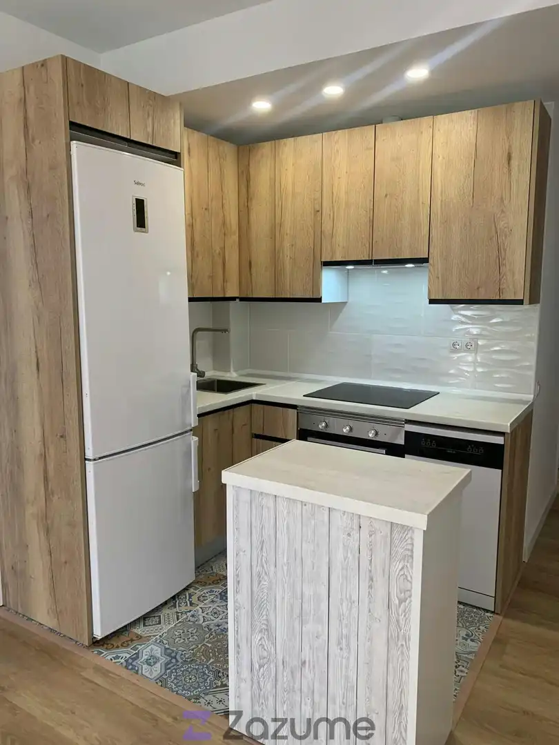 Cocina de Piso de alquiler en Madrid con Aire acondicionado, Calefacción y Horno