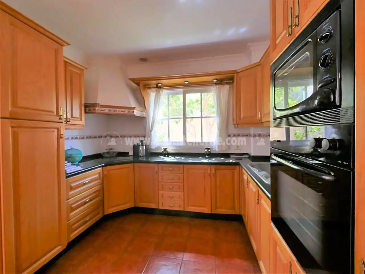 Cocina de Casa o chalet en venta en Los Realejos con Jardín privado, Terraza y Trastero