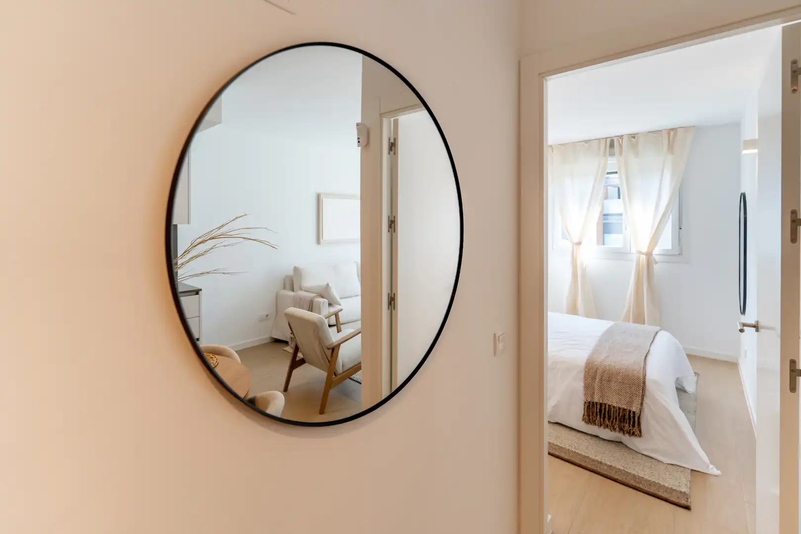 Bedroom of Apartments for rent in Madrid  with Air Conditioner, Heating and Storage room