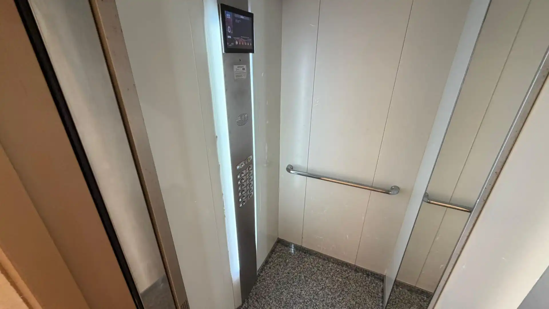 Apartment with terrace for sale in Avenida CENTRAL 44, imagen 21