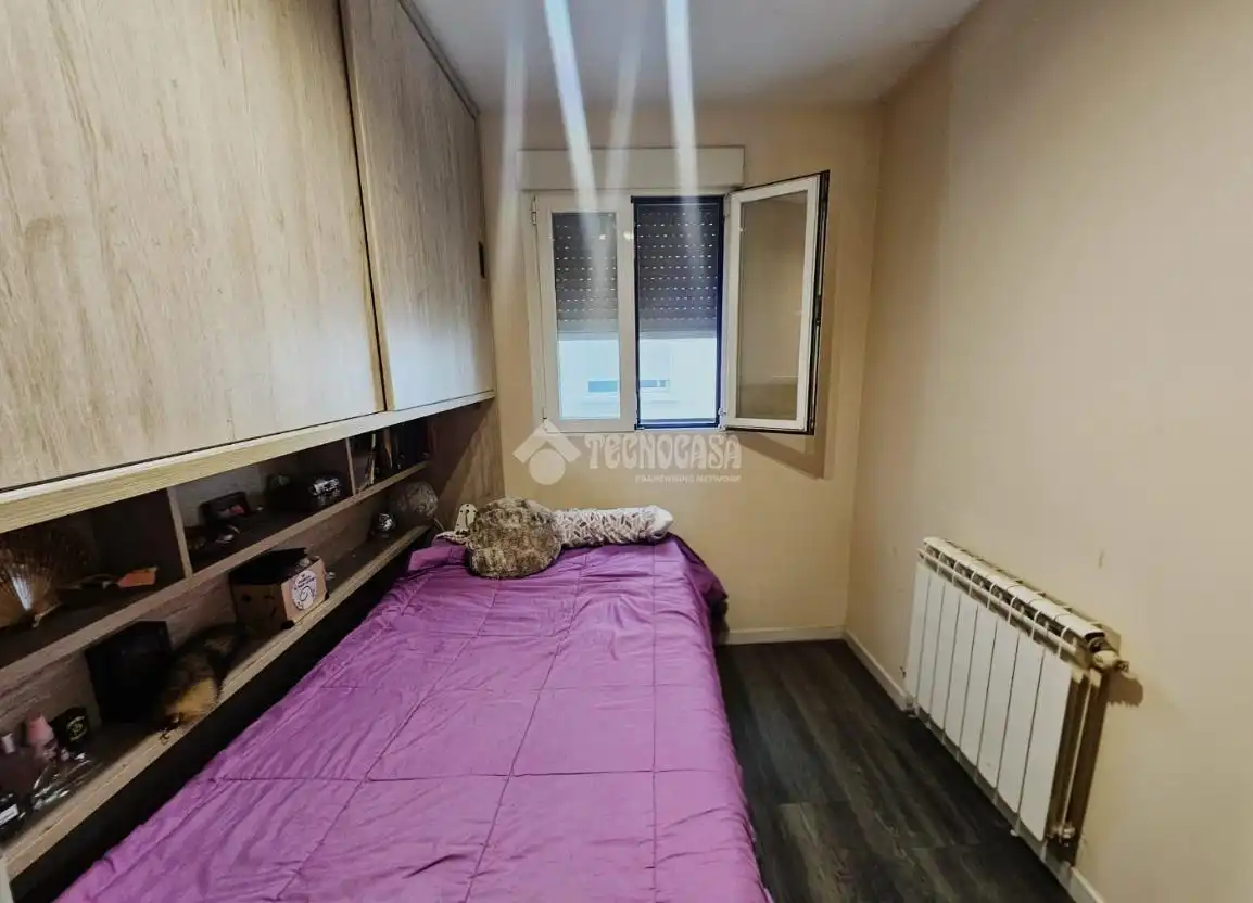Schlafzimmer von Wohnung zum Verkauf in Parla mit Klimaanlage und Heizung