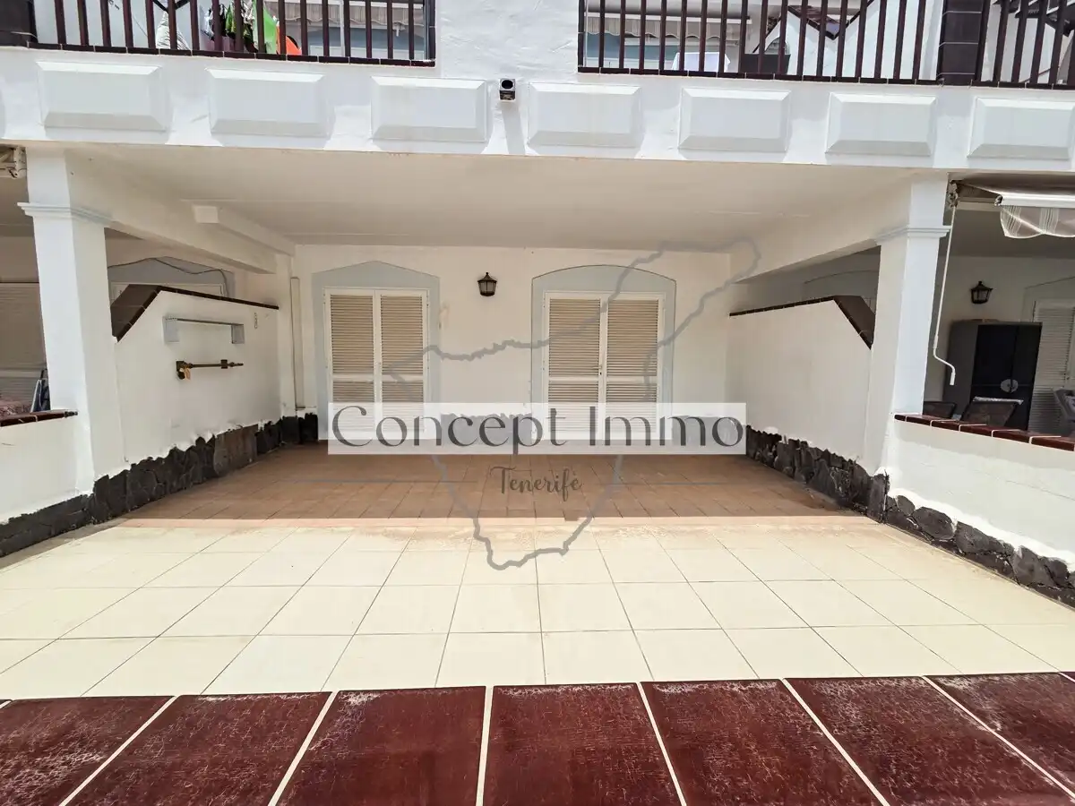 Terraza de Planta baja en venta en Arona con Terraza, Trastero y Alarma
