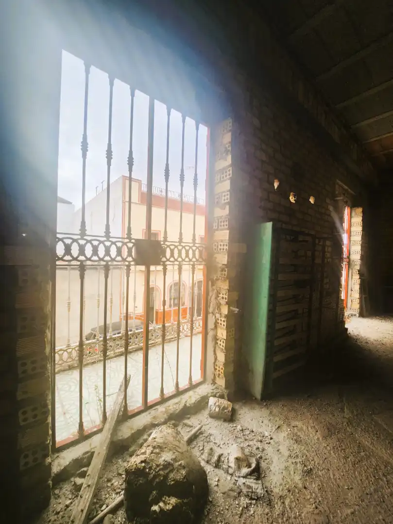 Vista exterior de Casa adosada en venta en Alcalá de Guadaira