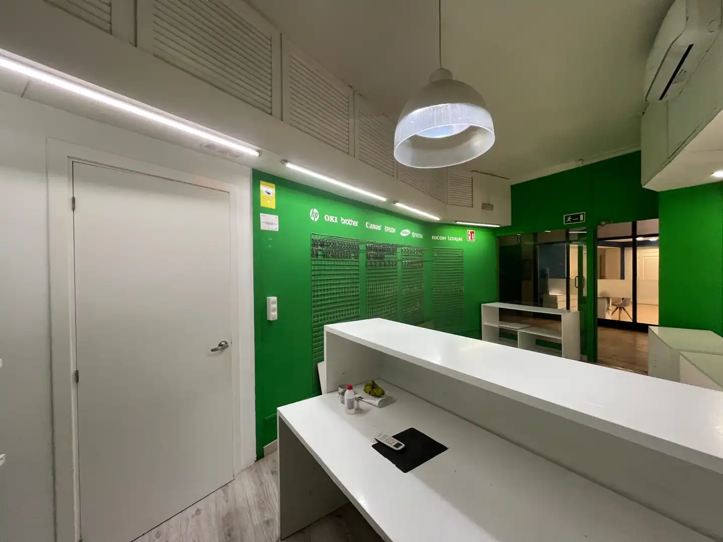 Commercial properties for rent in Ronda Ferran Puig, 19, La Devesa