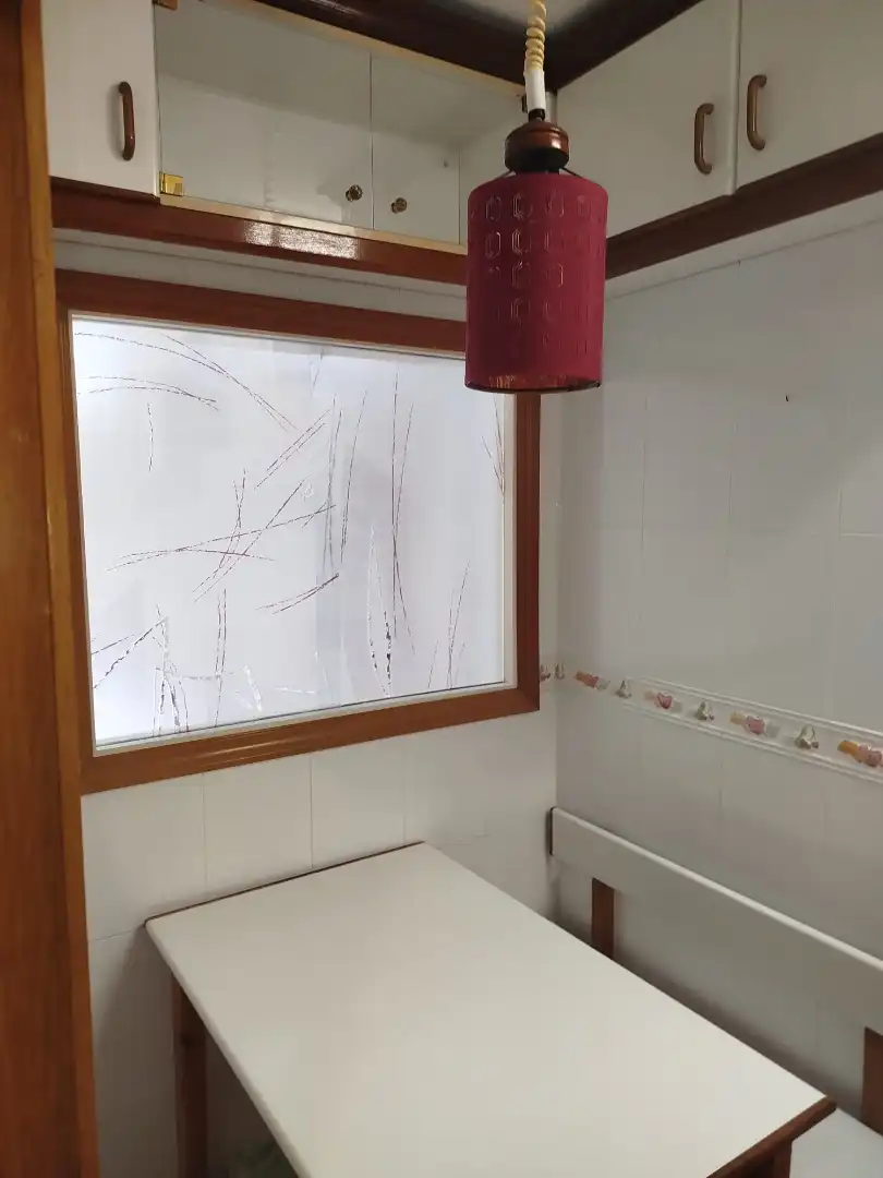 Baño de Piso en venta en Badalona con Aire acondicionado, Amueblado y Horno