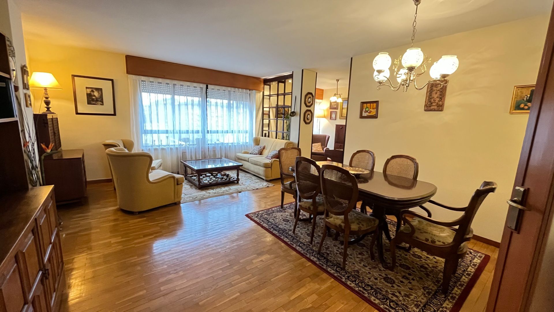 Sala d'estar de Pis en venda en Valladolid Capital amb Calefacció i Parquet