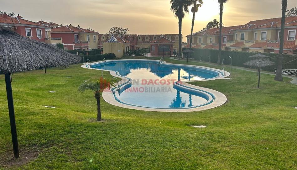 Foto 1 de Apartamento de alquiler en N/a, Islantilla Golf, Huelva