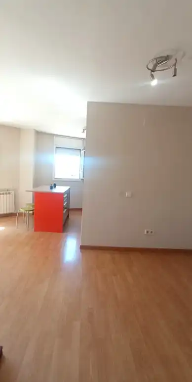 Erdgeschoss zum Verkauf in Carrer Lleida, Òdena
