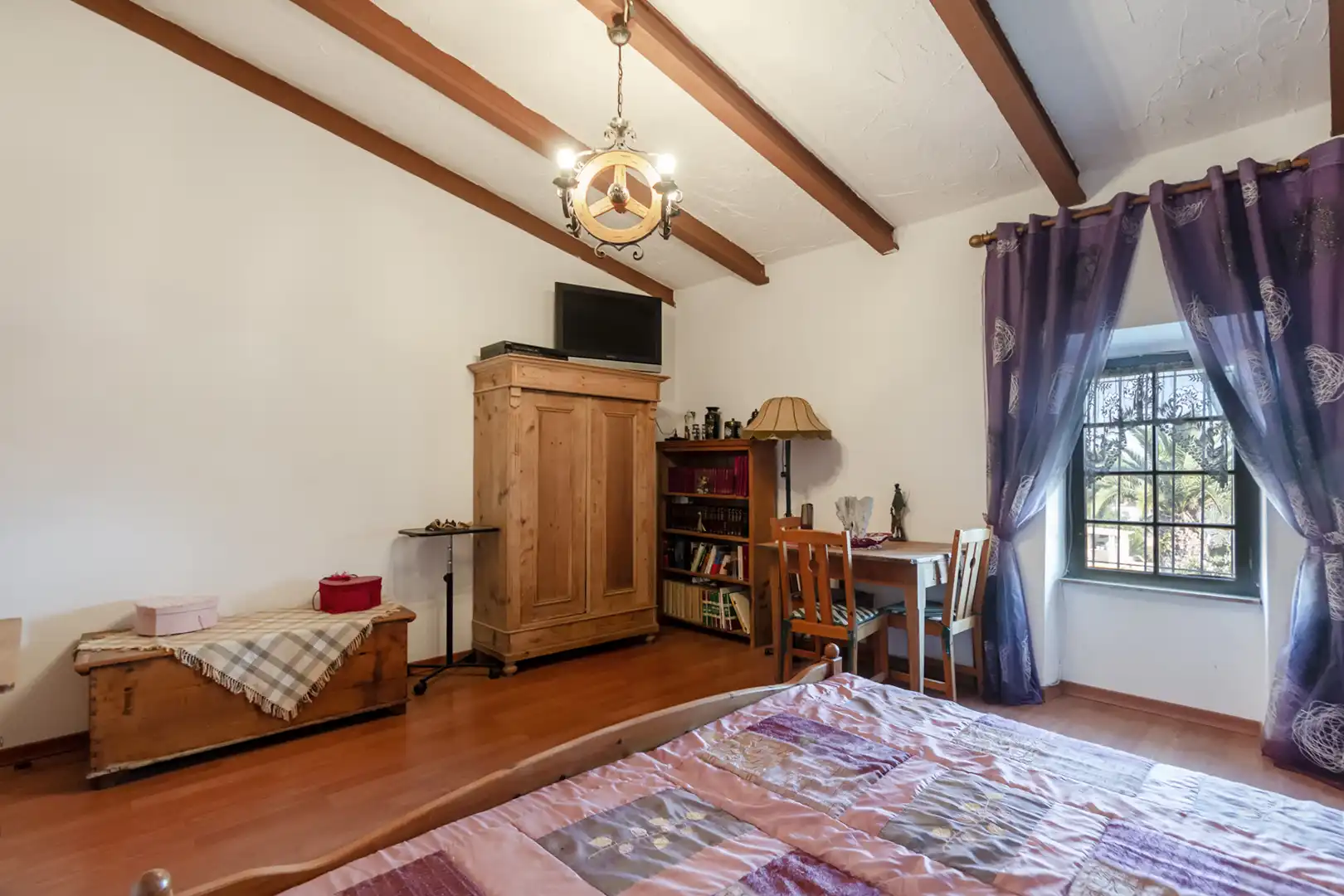 Dormitori de Finca rústica en venda en Banyeres del Penedès amb Jardí privat, Parquet i Piscina