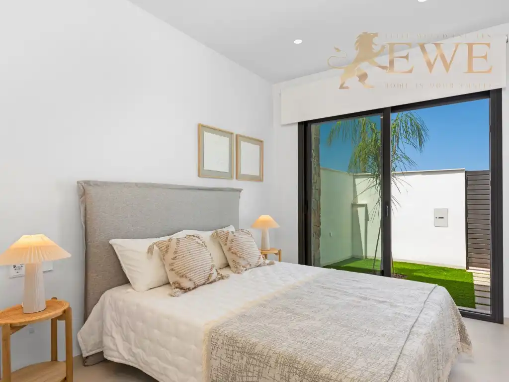House for sale in Calle Arturo Perez Reverte, imagen 25