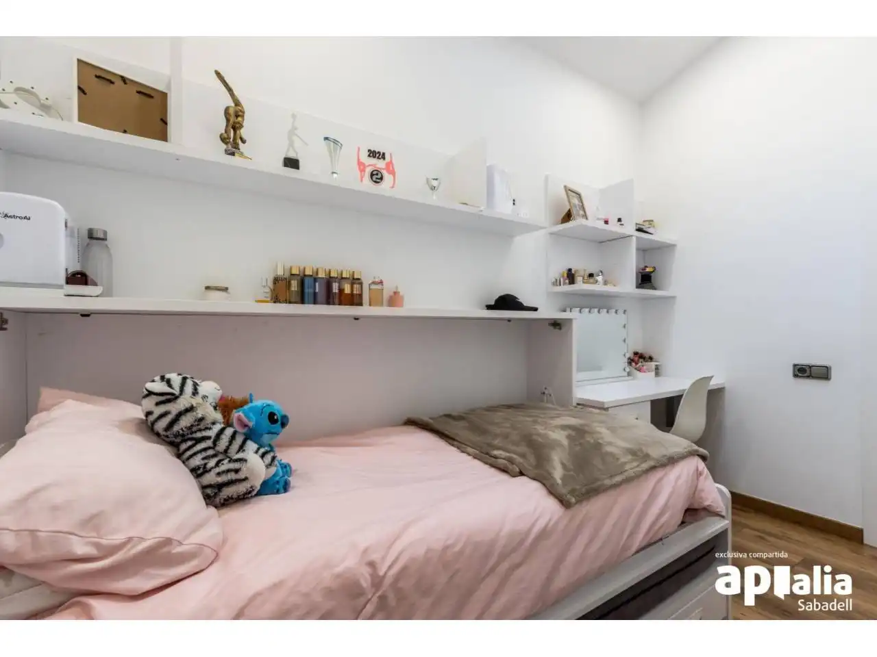 Dormitori de Casa o xalet en venda en Sabadell amb Aire condicionat, Calefacció i Parquet