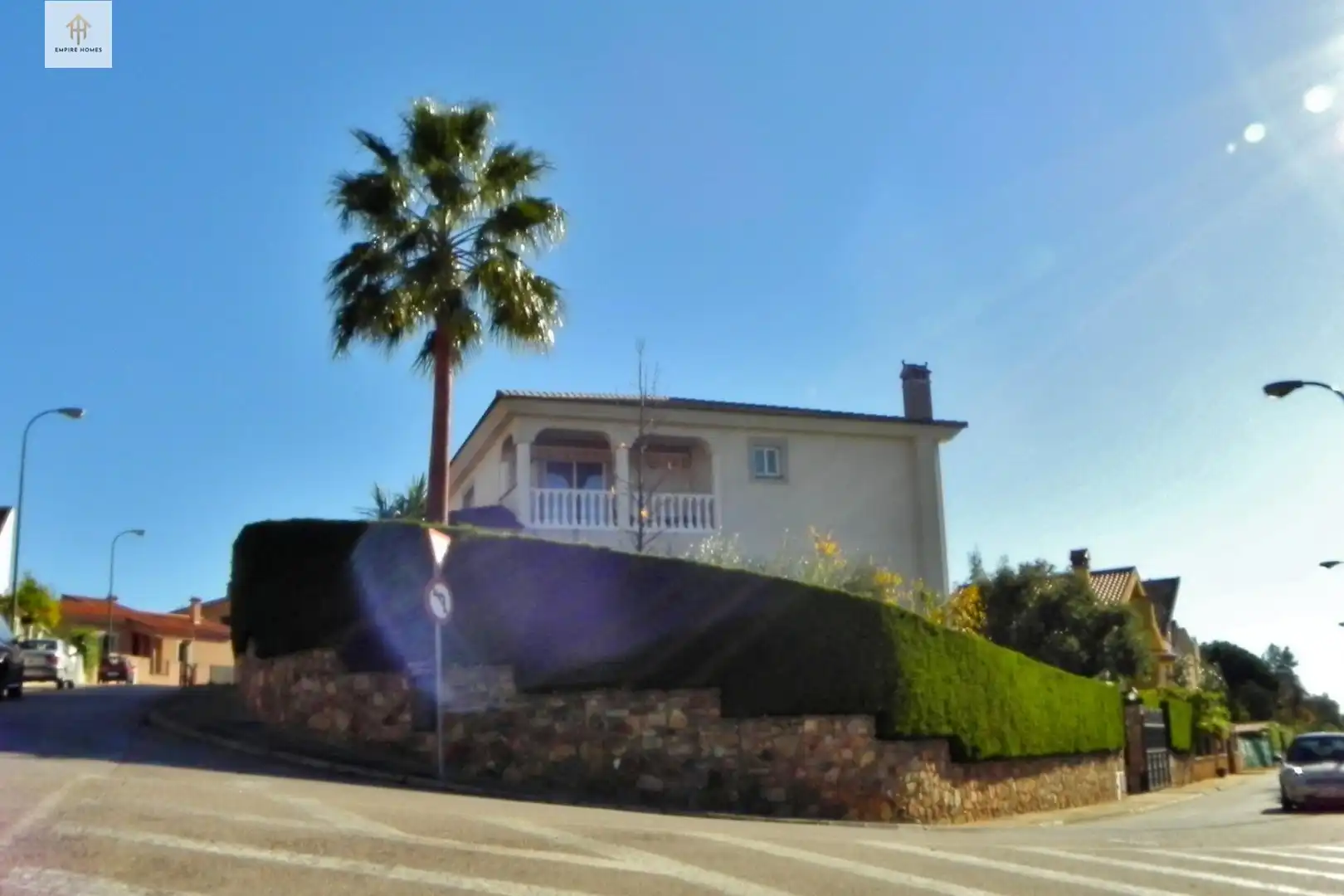Vista exterior de Casa o xalet en venda en Cáceres amb Aire condicionat, Calefacció i Jardí privat