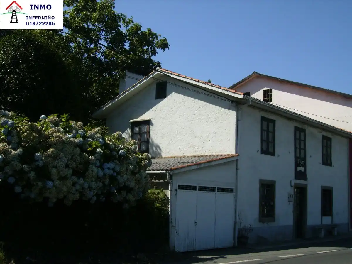 Vista exterior de Casa o xalet en venda en San Sadurniño amb Calefacció