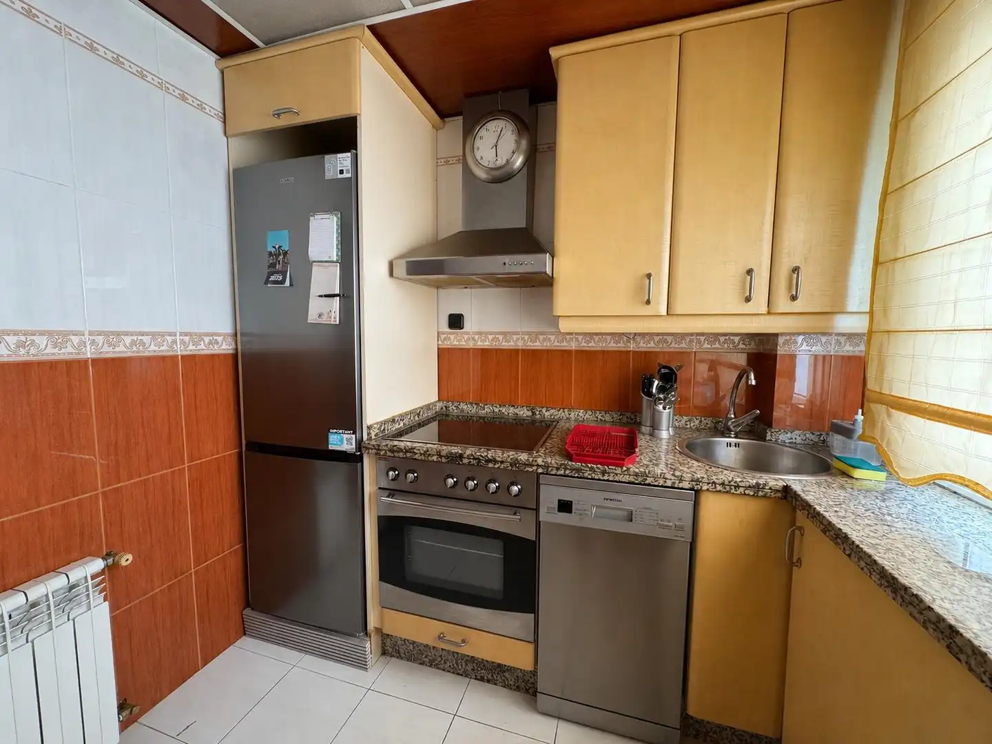 Cocina de Piso en venta en Oviedo  con Calefacción, Parquet y Amueblado