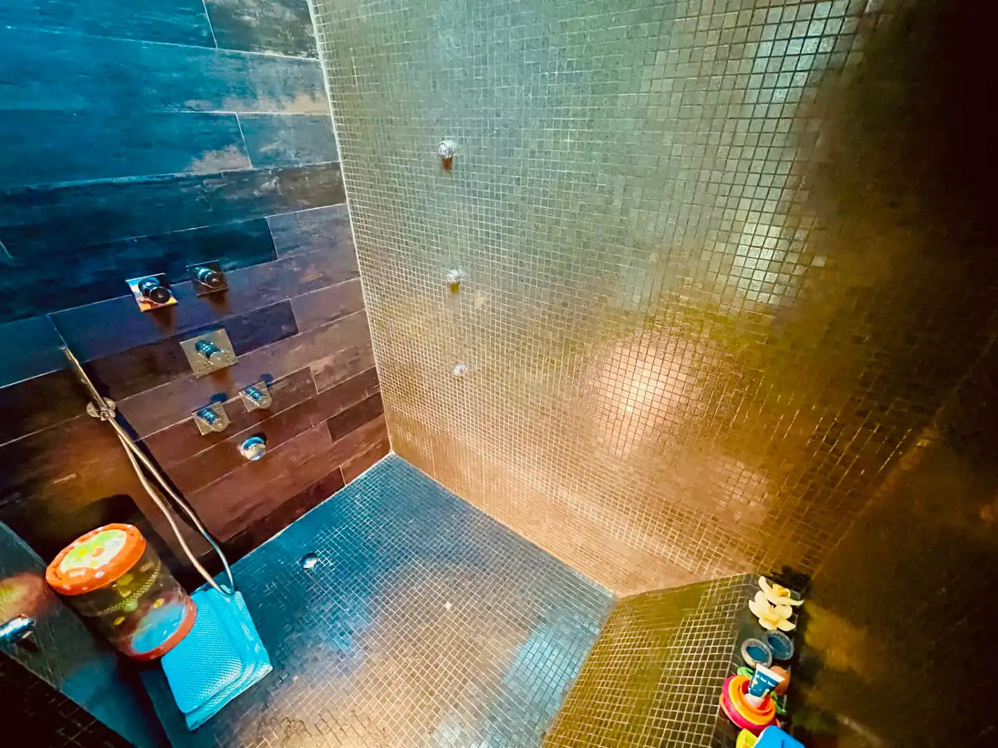 Badezimmer von Maisonette zur Miete in Madrid mit Klimaanlage, Heizung und Möbliert