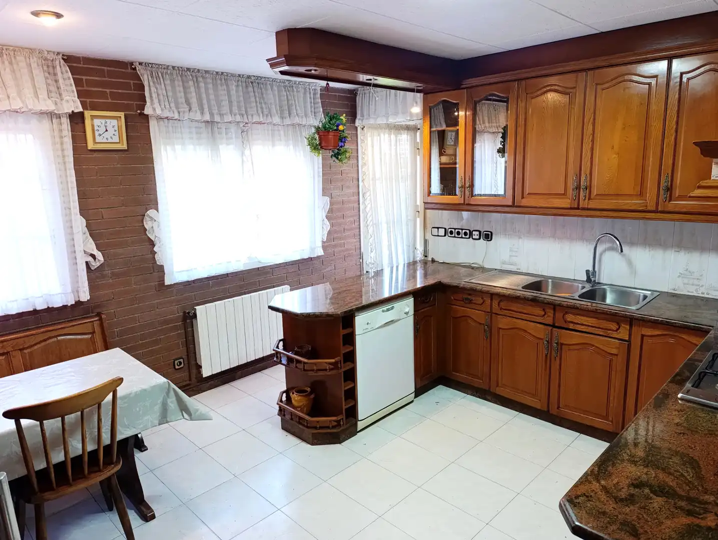 Cocina de Piso en venta en Malgrat de Mar con Calefacción, Terraza y Trastero
