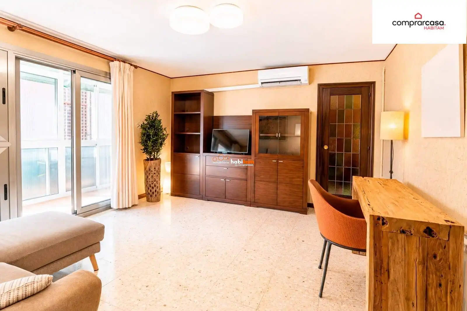 Sala de estar de Piso en venta en Barcelona con Aire acondicionado, Calefacción y Balcón