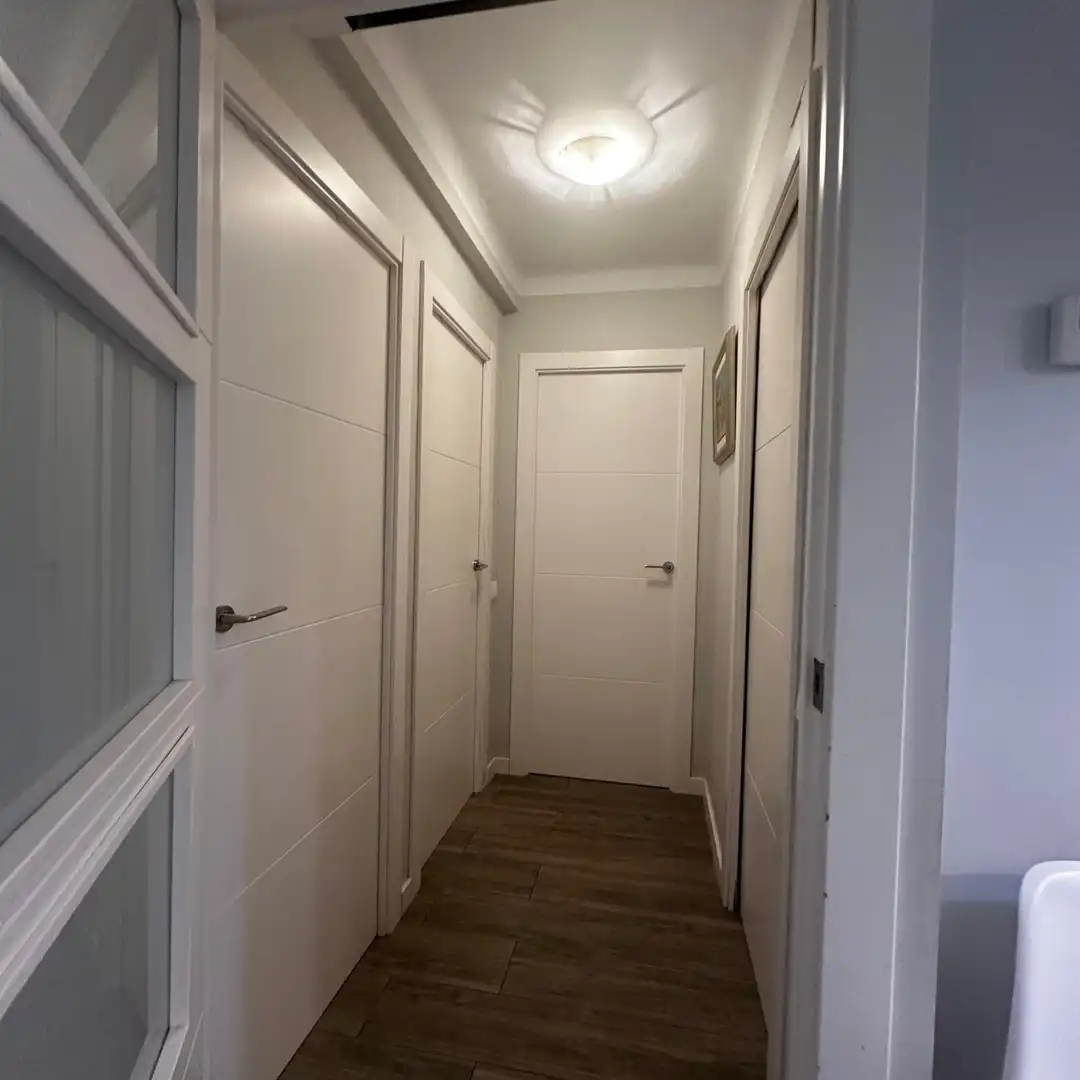 Wohnung zum Verkauf in L'Hospitalet de Llobregat mit Klimaanlage, Heizung und Parkett