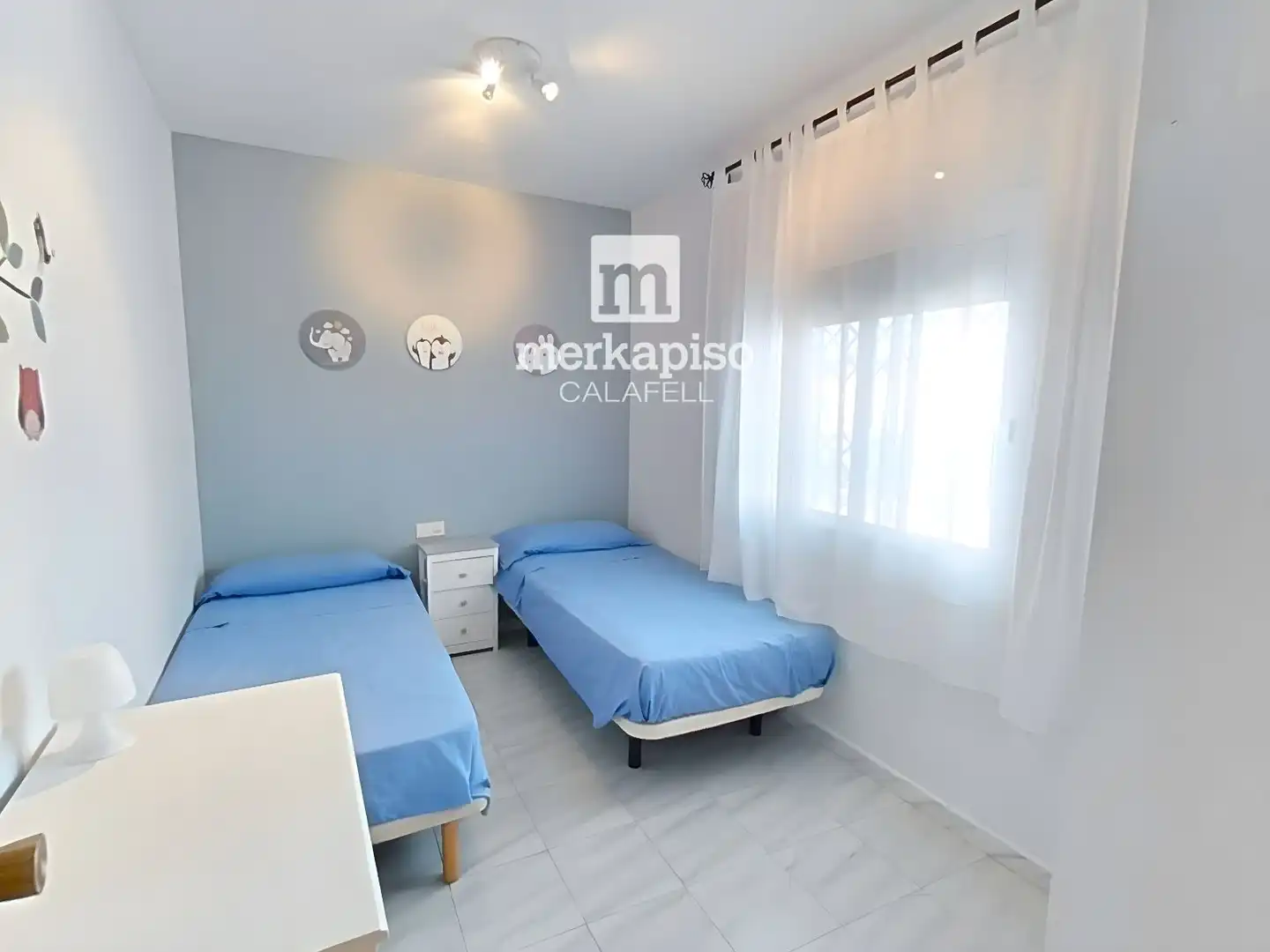 Habitación de Casa adosada en venta en Cunit Residencial