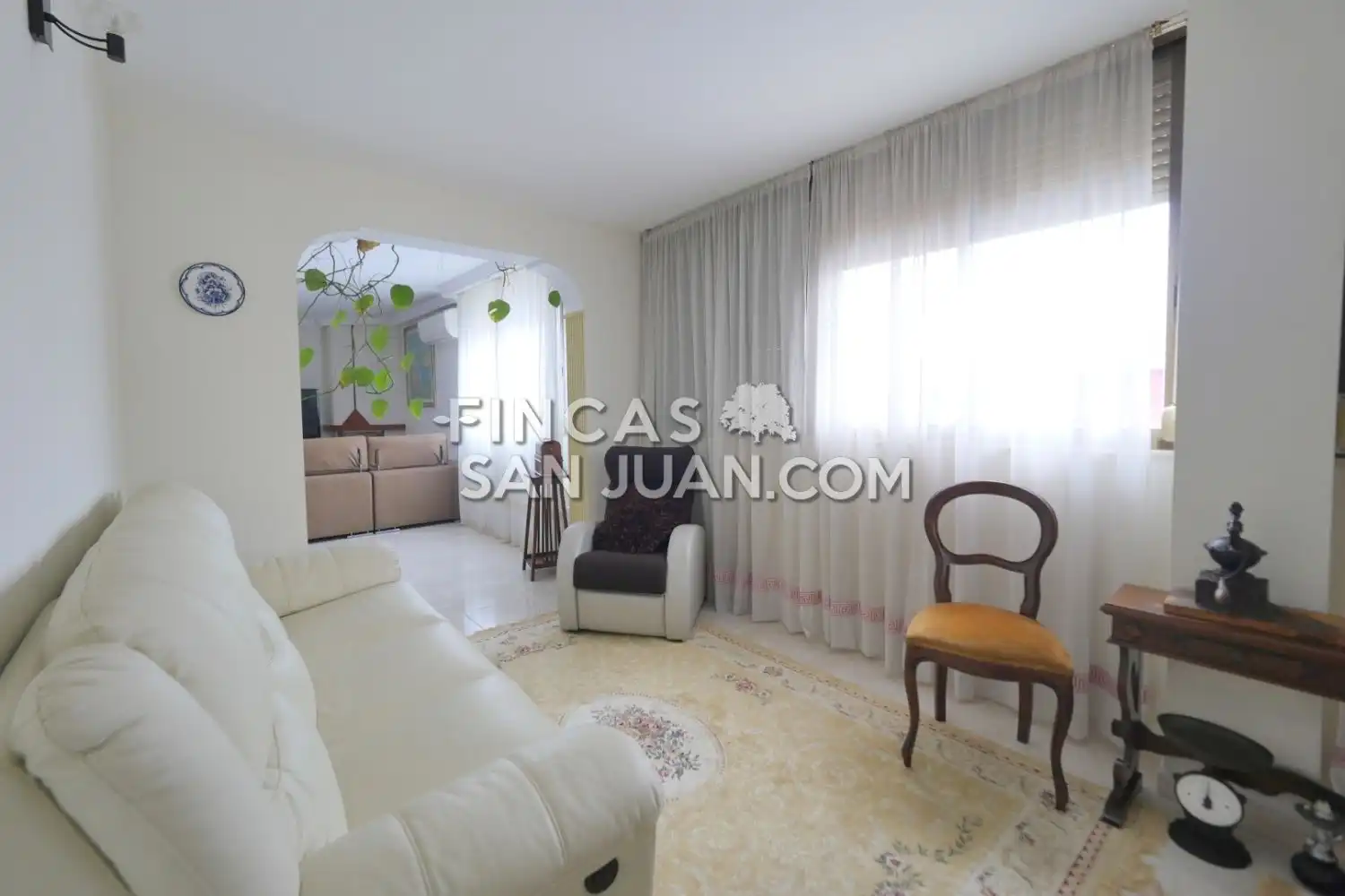 Sala de estar de Casa o chalet en venta en Mutxamel con Terraza, Piscina y Balcón