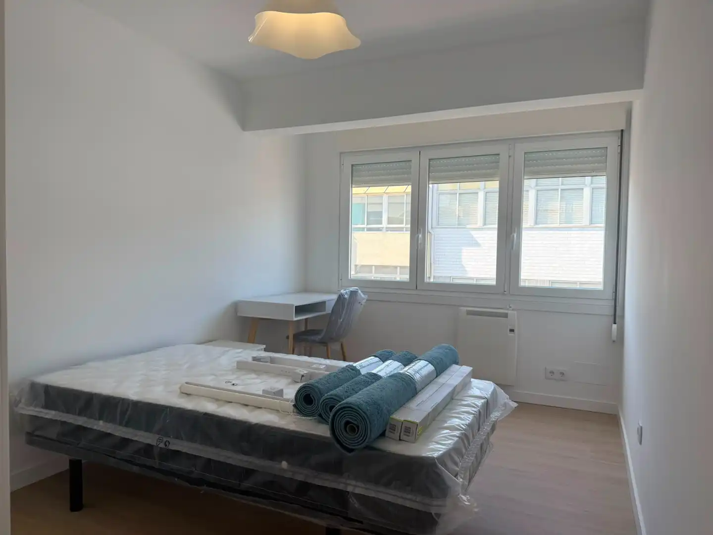 Bedroom of Flat for rent in Ferrol  with Heating, Furnished and Oven