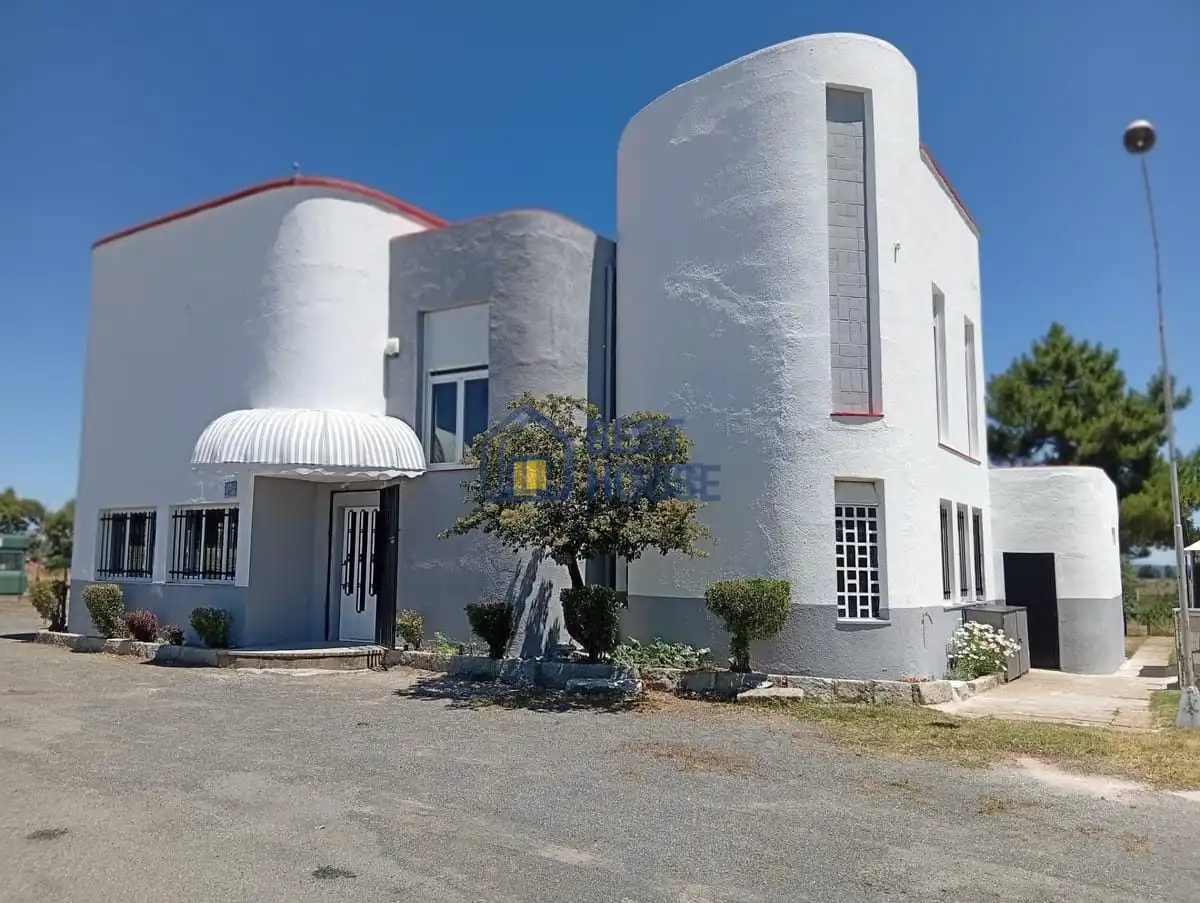 Exterior view of Houses for sale in Garrafe de Torío  with Heating, Parquet flooring and Terrace
