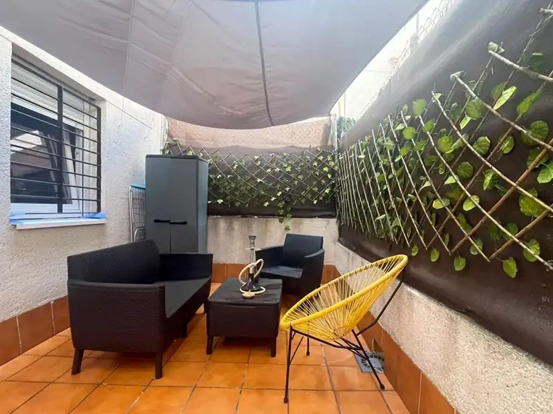 Flat for sale in Calle Pintor Soriano Quiros 4