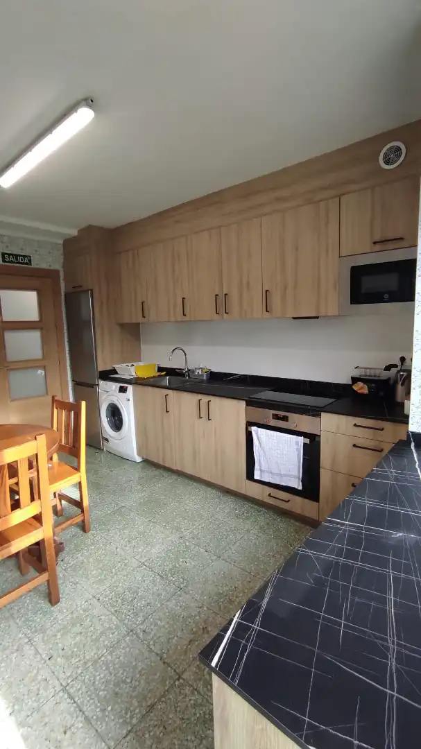 Cuina de Casa o xalet en venda en Elgoibar amb Calefacció, Moblat i Forn
